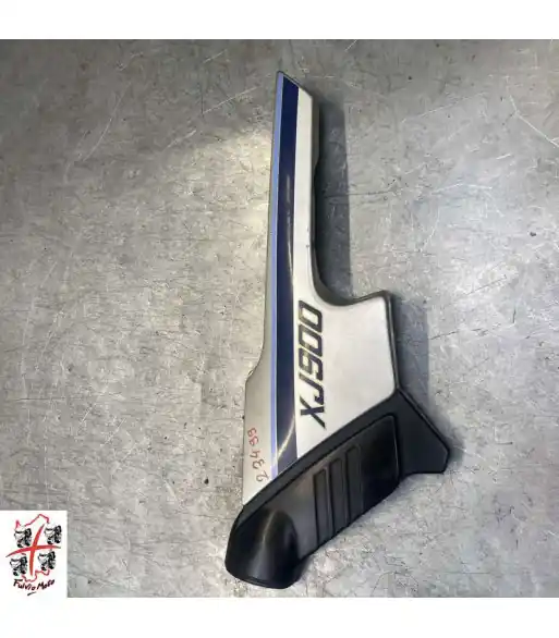 Remise Flanc de selle Droit YAMAHA XJ 900 - 1990