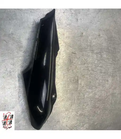 Bon Plan Carénage Arrière Droit YAMAHA FAZER 600 - 2000