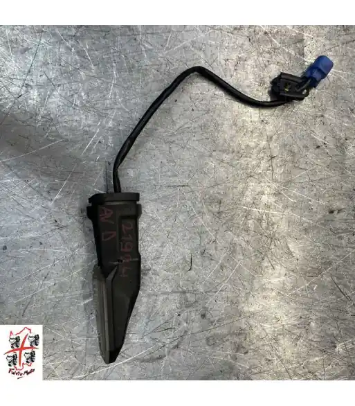 Prix Bas Clignotant Arrière Droit KAWASAKI Z650RS - 2023