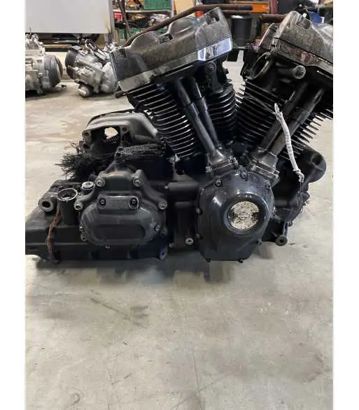 Moteur HARLEY-DAVIDSON STREET GLYDE 1870 – 2021 Pas Cher