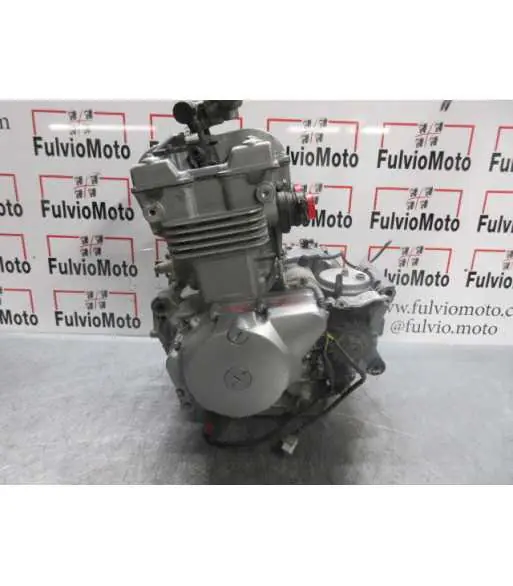 Bon Marché Moteur KAWASAKI ER5 – 2001