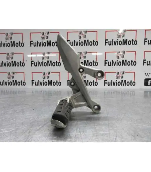 Acheter En Ligne Platine repose pied Avant Droit HONDA CBF 500 – 2017