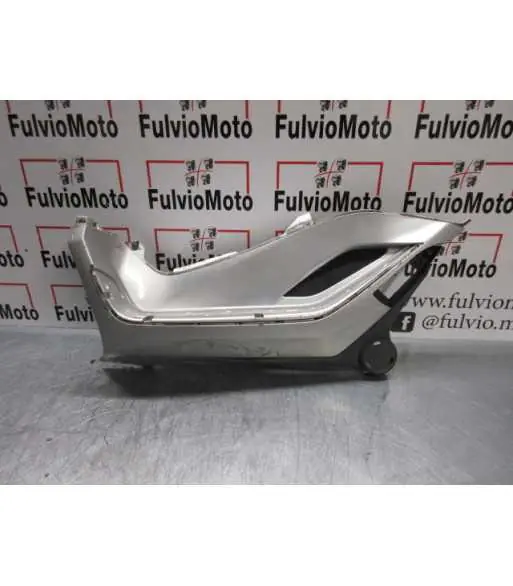 Offre Spéciale Marche-pied Gauche PIAGGIO MP3 YOURBAN 125 – 2011