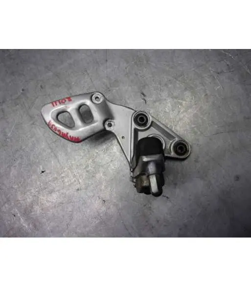 Vente Directe Platine repose pieds avant droite – SUZUKI HAYABUSA 1300 – 1999