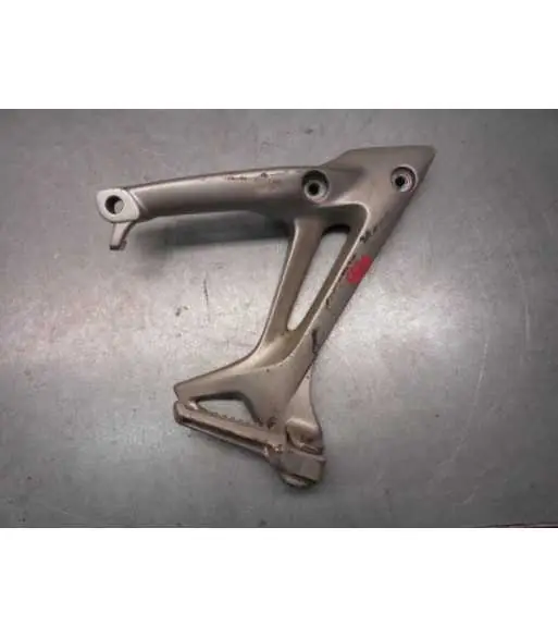 Platine repose pied passager droit – HONDA VFR VTEC 800 – 2008 Prix Cassé