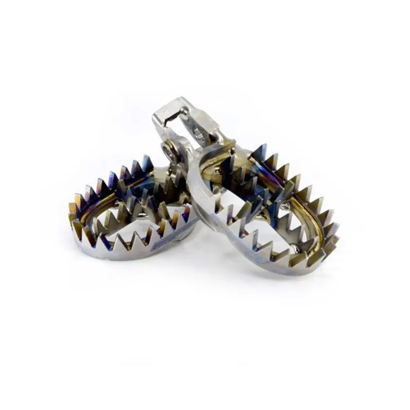 Repose-pieds MX PRO-PEGS en titane – KTM / Husqvarna / Suzuki Livraison Express