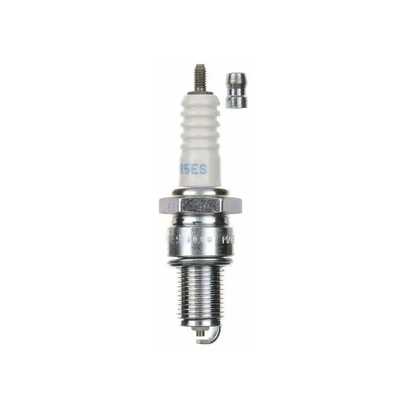 Commander Maintenant SPARK PLUG NGK BPR5ES