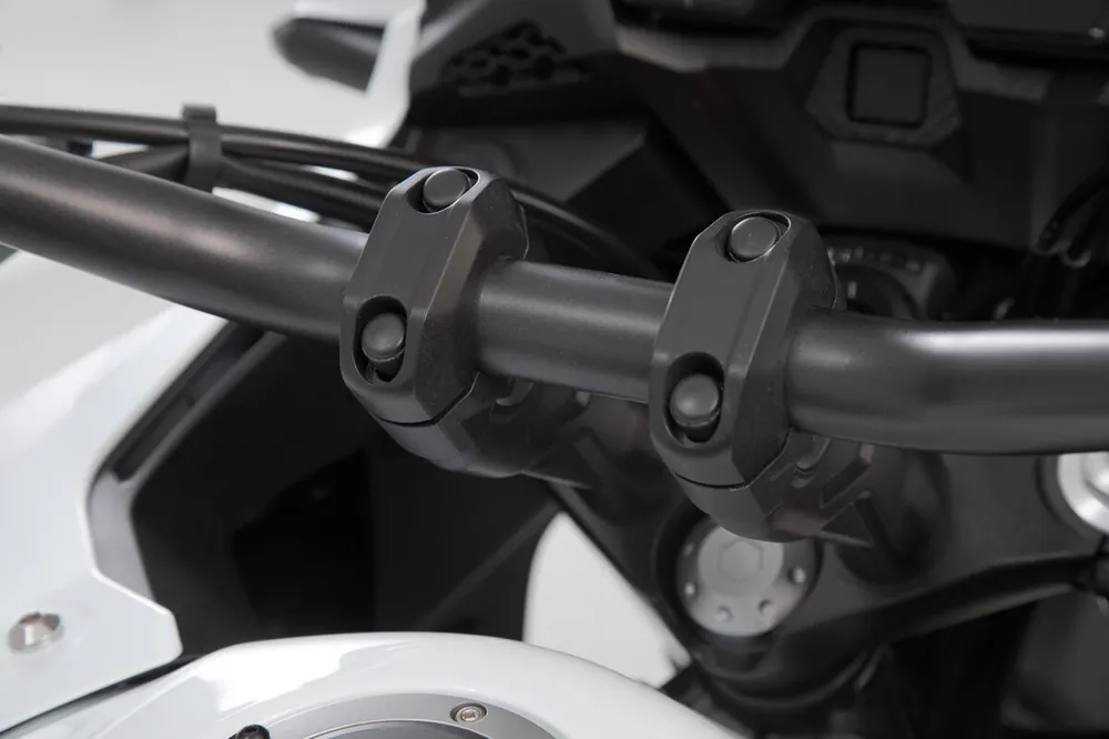 SW-Motech Réhausse de guidon, noir pour guidon Ø 28 mm, H=20 mm pour Honda CRF 1100 L Africa Twin /Adventure Prix Cassé