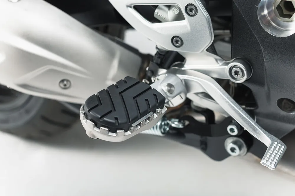 Prix Promo SW-Motech Repose-pieds réglables ION, acier inoxydable, pour BMW F 750 GS - SW Motech