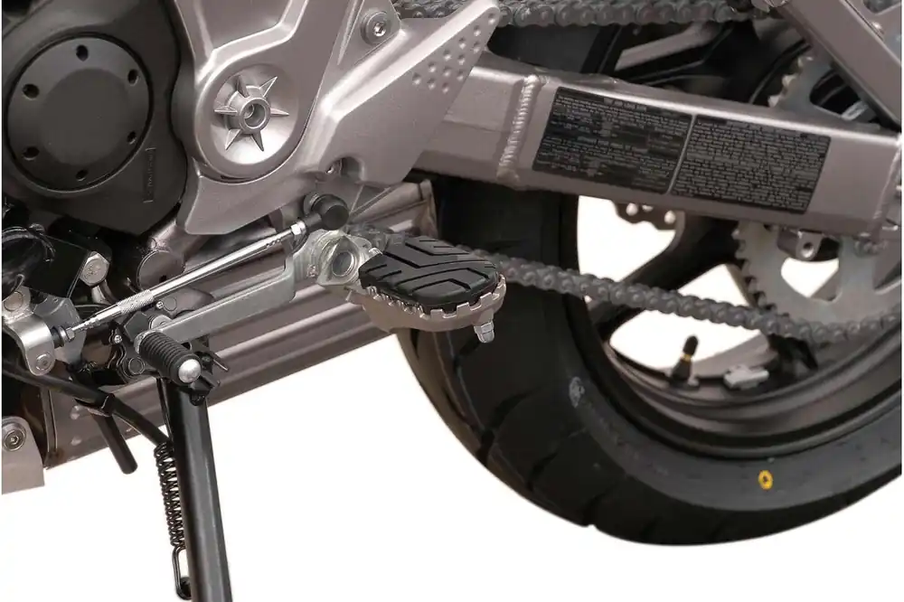 SW-Motech Repose-pieds réglables ION, acier inoxydable, pour Kawasaki Z 900 RS /Cafe - SW Motech Acheter Direct