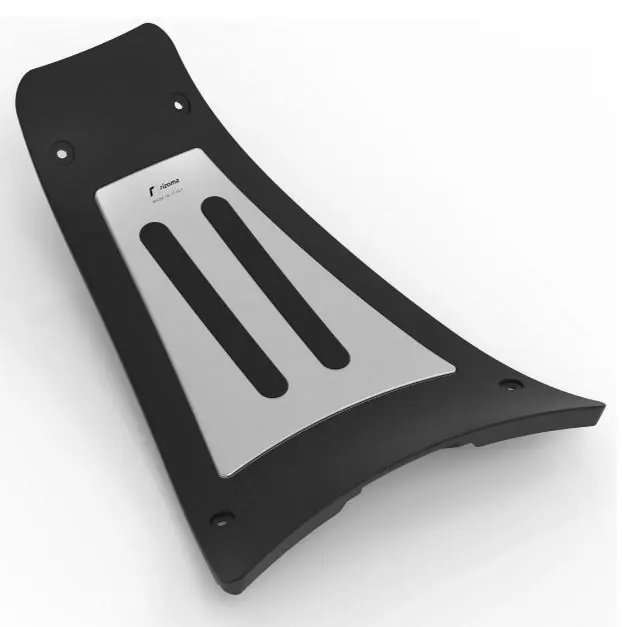 Couverture d'espace pour les pieds RIZOMA pour Vespa GTS/GTS Super/GTV/GT, argent/noir Dernière Chance