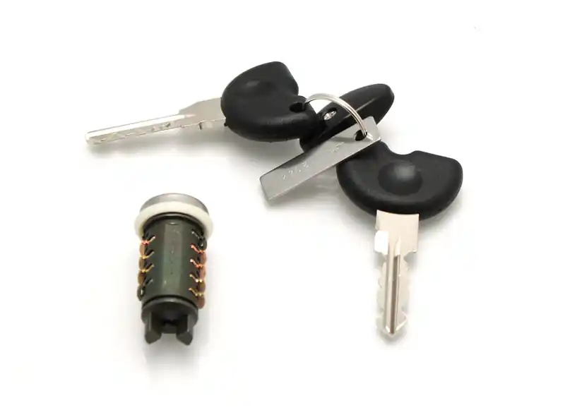 V PARTS Serrure d&rsquo;allumage Piaggio X8 125/200 – X9 125/200/250/500 – X9 200/250/500 EVO Quantité Limitée